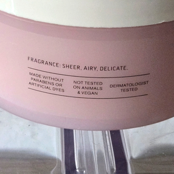 Sensitive skin Colloidal Oatmeal Bath & Body Lotion + Body butter - Picture 7 of 8